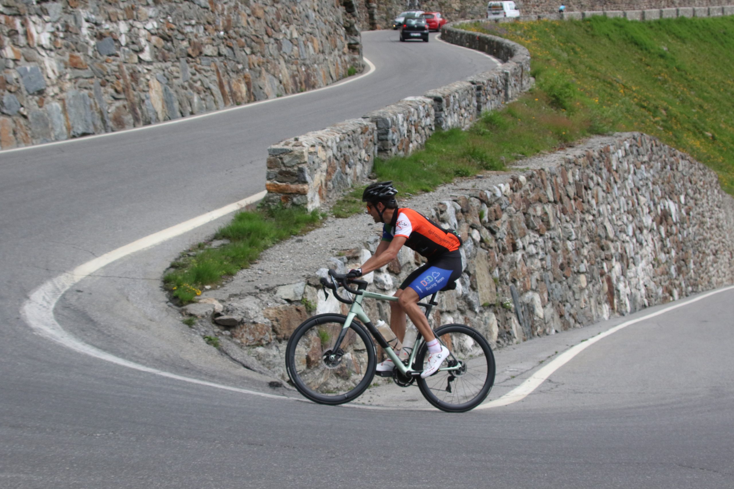 2020-jul-13-stelvio-1-1200-1230-IMG_2242