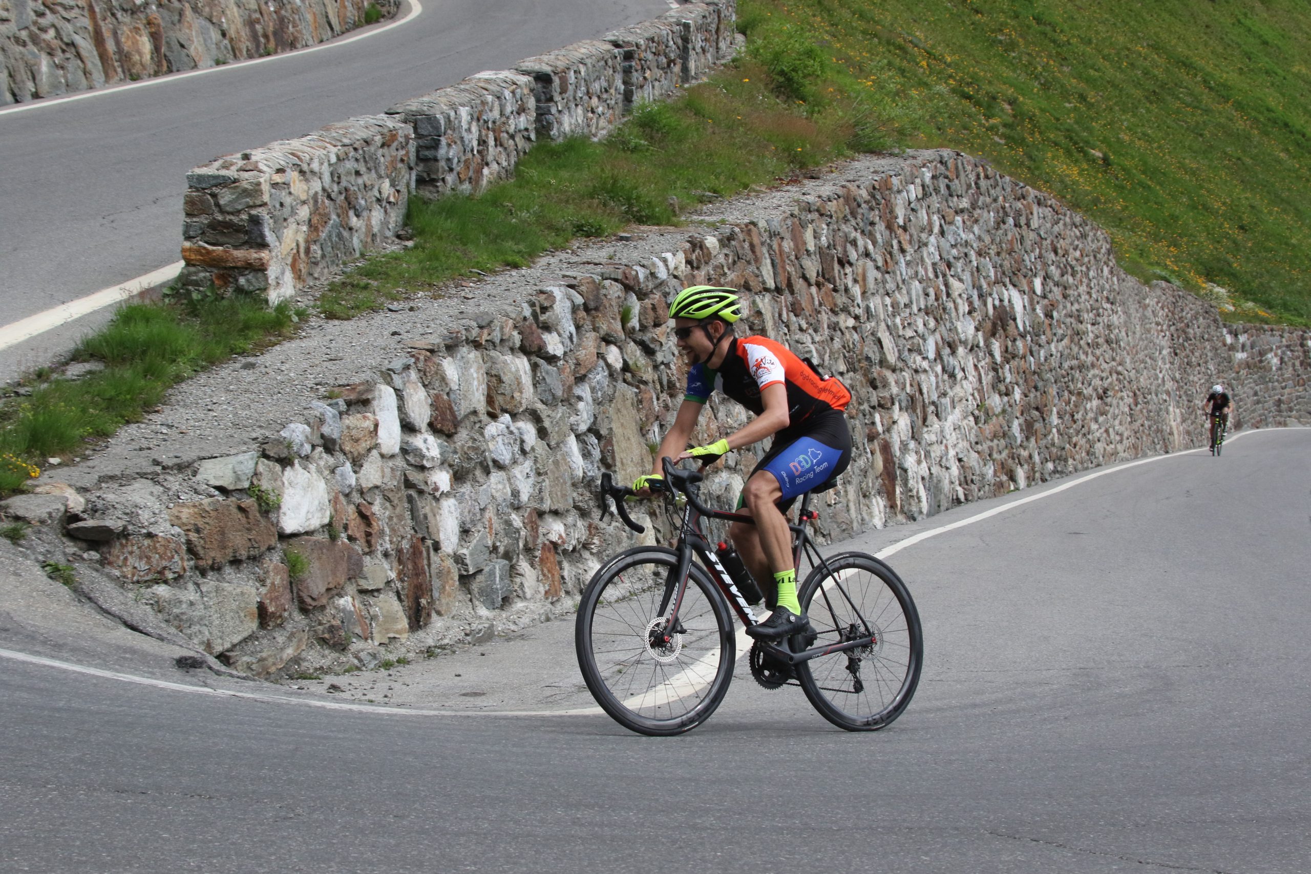 2020-jul-13-stelvio-1-1200-1230-IMG_2209